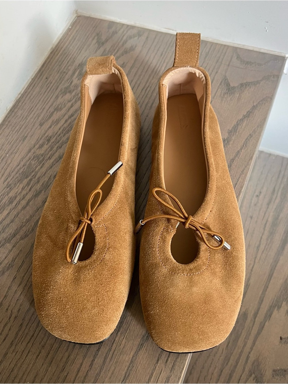 ALOHAS Rosalind Suede Ballet Flats in Suede Tan NWOB - Picture 3 of 8